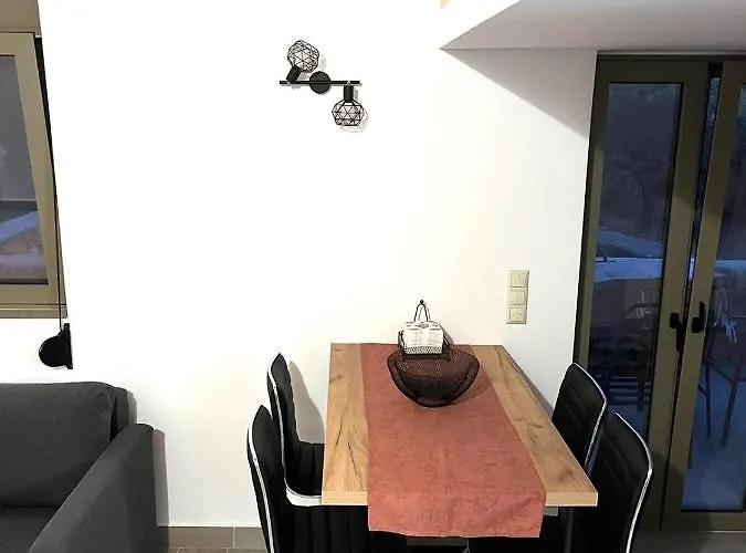 Elaionas 3 Lejlighed *